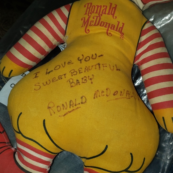 Vintage Rare Autographed Ronald McDonald Doll - Picture 2 of 3